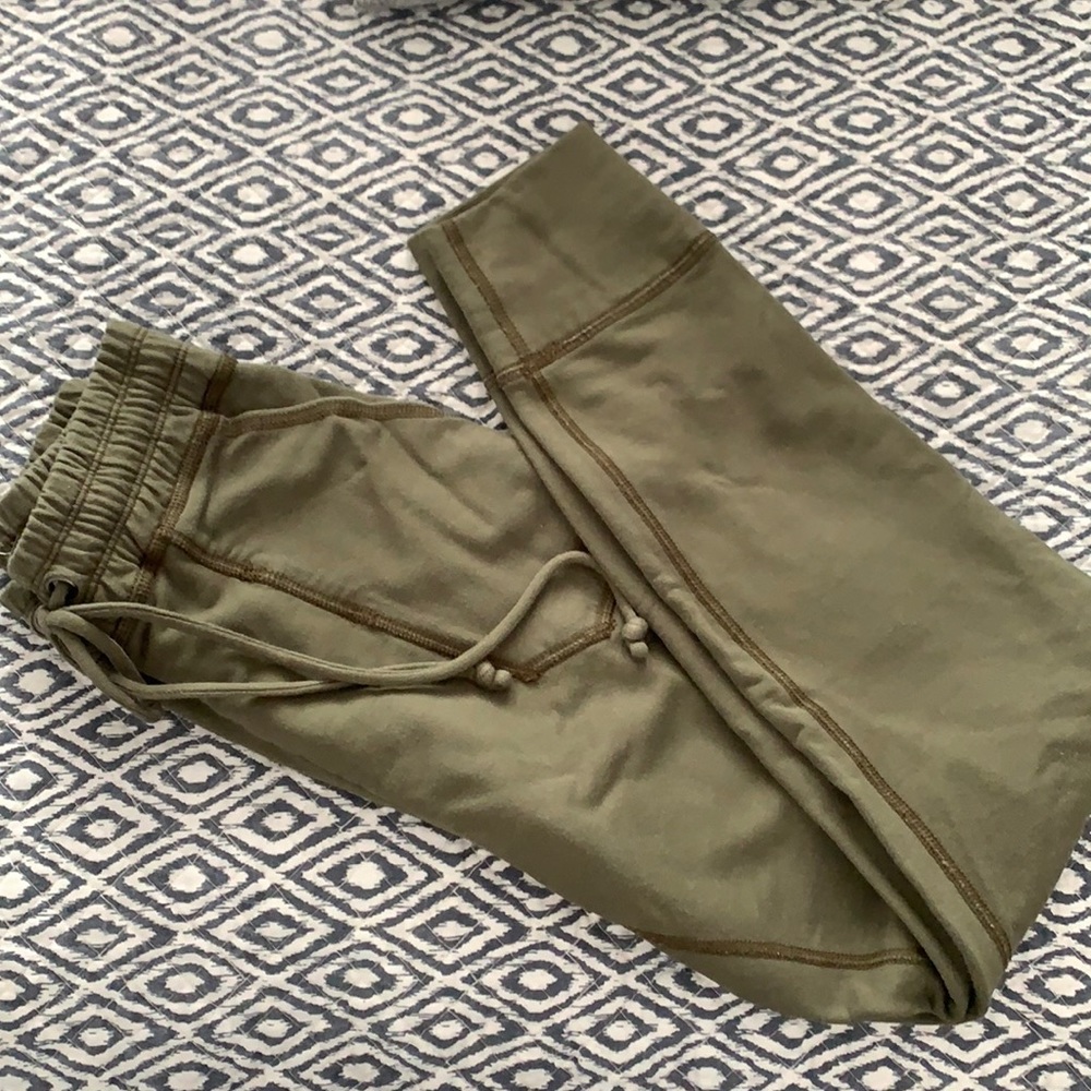 Abercrombie joggers